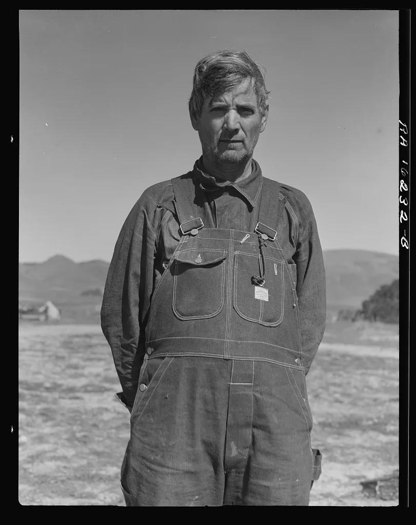 A former tenant farmer from Texas now working in California as a pea…, 1937
