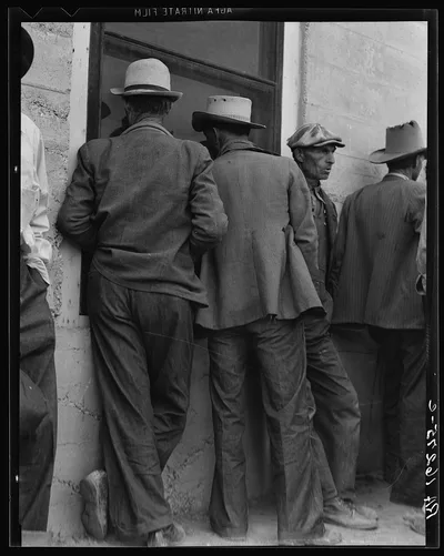 Waiting for the relief checks at Calipatria, California, 1937