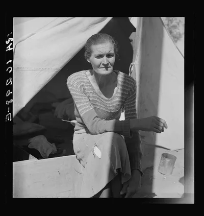 Dust bowl refugee from Chickasaw, Oklahoma. Imperial Valley,…, California, 1937