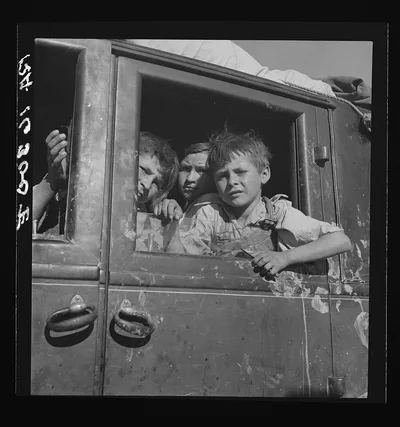 Children of migrant agricultural workers in California, 1937