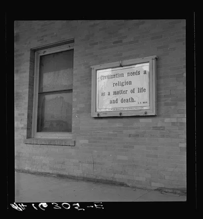 In Calipatria, California, where thousands of refugees congregate, 1937
