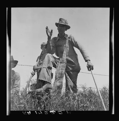 Day laborer near Oil City, Oklahoma. Carter County, Oklahoma, 1937