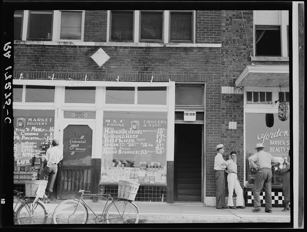 Under the "for rent" sign, through the door, one flight up, is the…, Tennessee, 1937