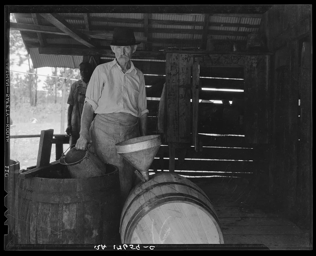 Turpentine worker. Georgia, 1937