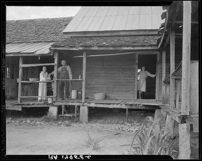 Home of farmer who has raised cotton for fifty years on his own land.…, Georgia, 1937
