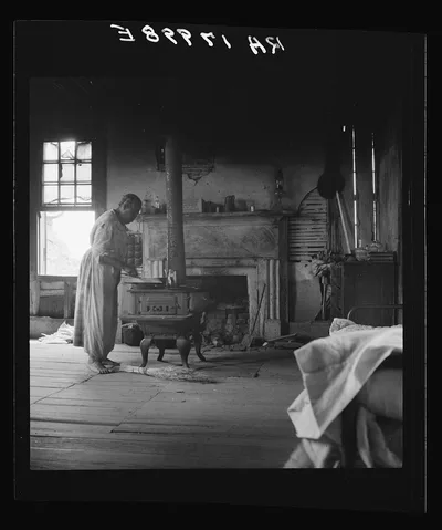 Interior of a plantation house now vacant but for two rooms occupied…, Georgia, 1937