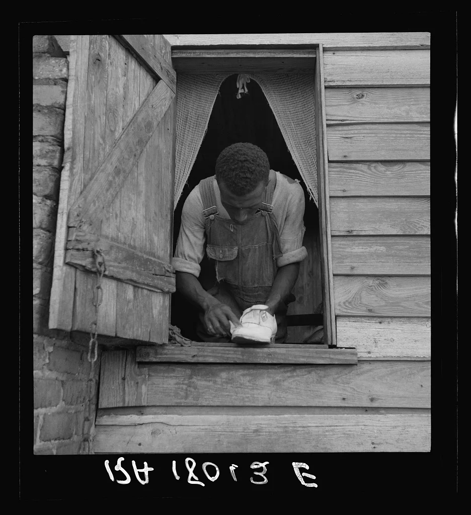Negro field hand getting ready to go to town on a Saturday afternoon.…, Georgia, 1937