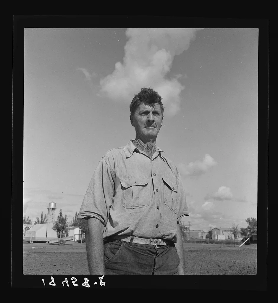 [Untitled photo, possibly related to: Industrialized agriculture.…, California, 1938