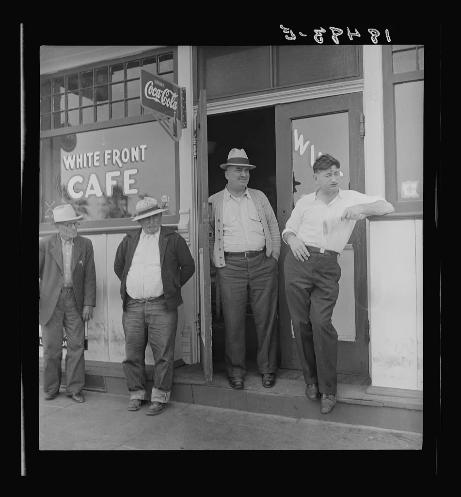 [Untitled photo, possibly related to: Main street. Gibson, California], 1938