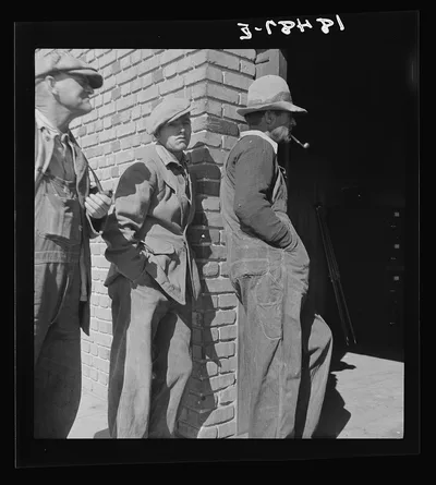 Destitute farm families come to FSA (Farm Security Administration)…, California, 1938
