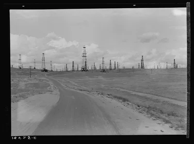 Oil fields. Kern County, California, 1938