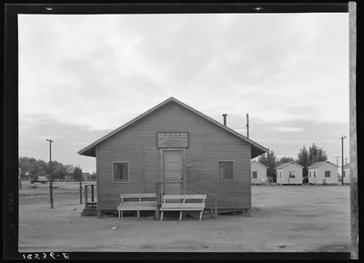 Scene in Shafter, richest potato-producing area in California, 1938