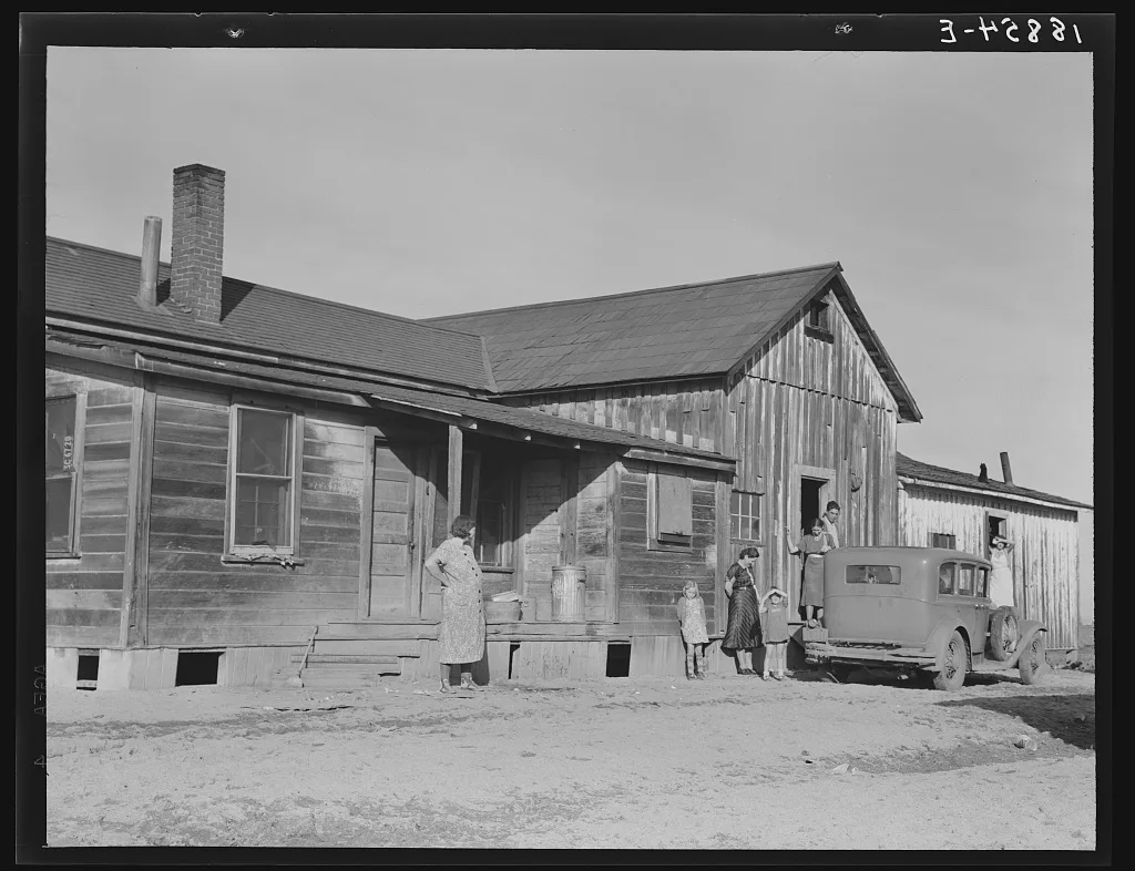 Outskirts of Firebaugh, west side of San Joaquin Valley, California.…, 1939