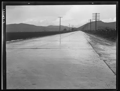 U.S. 101 nera San Juan Bautista, California, 1939