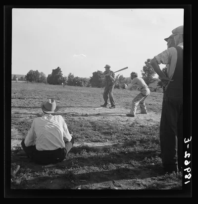 Near mountain home, northern Arkansas, on U.S. 62. Farmers' baseball…, 1938