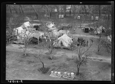Farm Security Administration (FSA) temporary camp for migrants.…, California, 1939