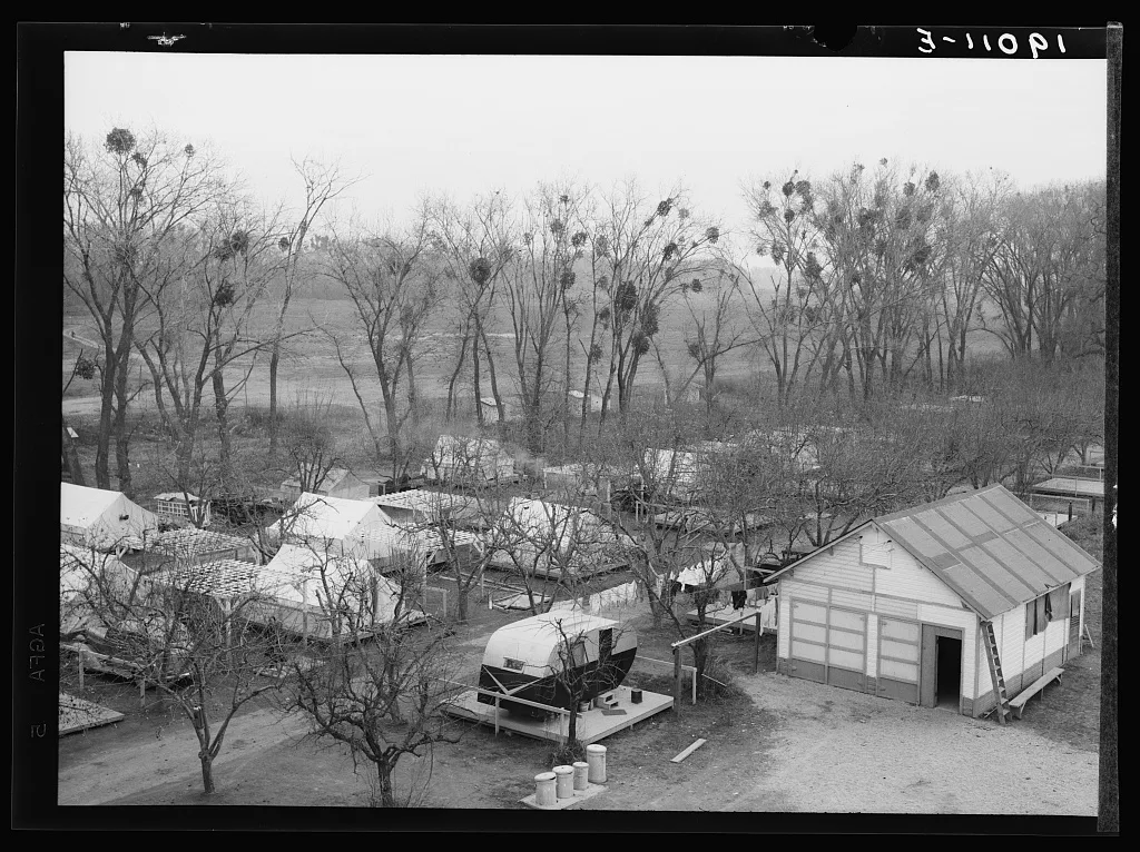Farm Security Administration (FSA) temporary camp for migrants.…, California, 1939