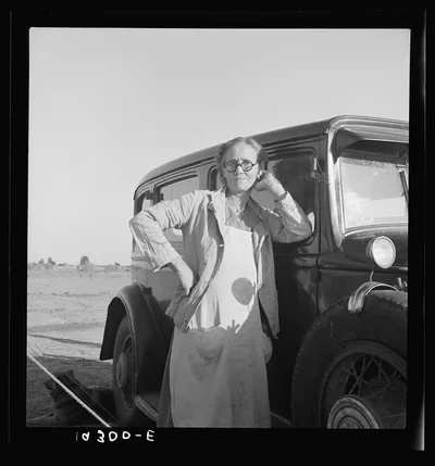 A grandmother from Oklahoma. She works in the California pea fields.…, 1939