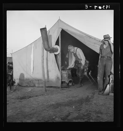 [Untitled photo, possibly related to: In a carrot pullers' camp near…, California, 1939