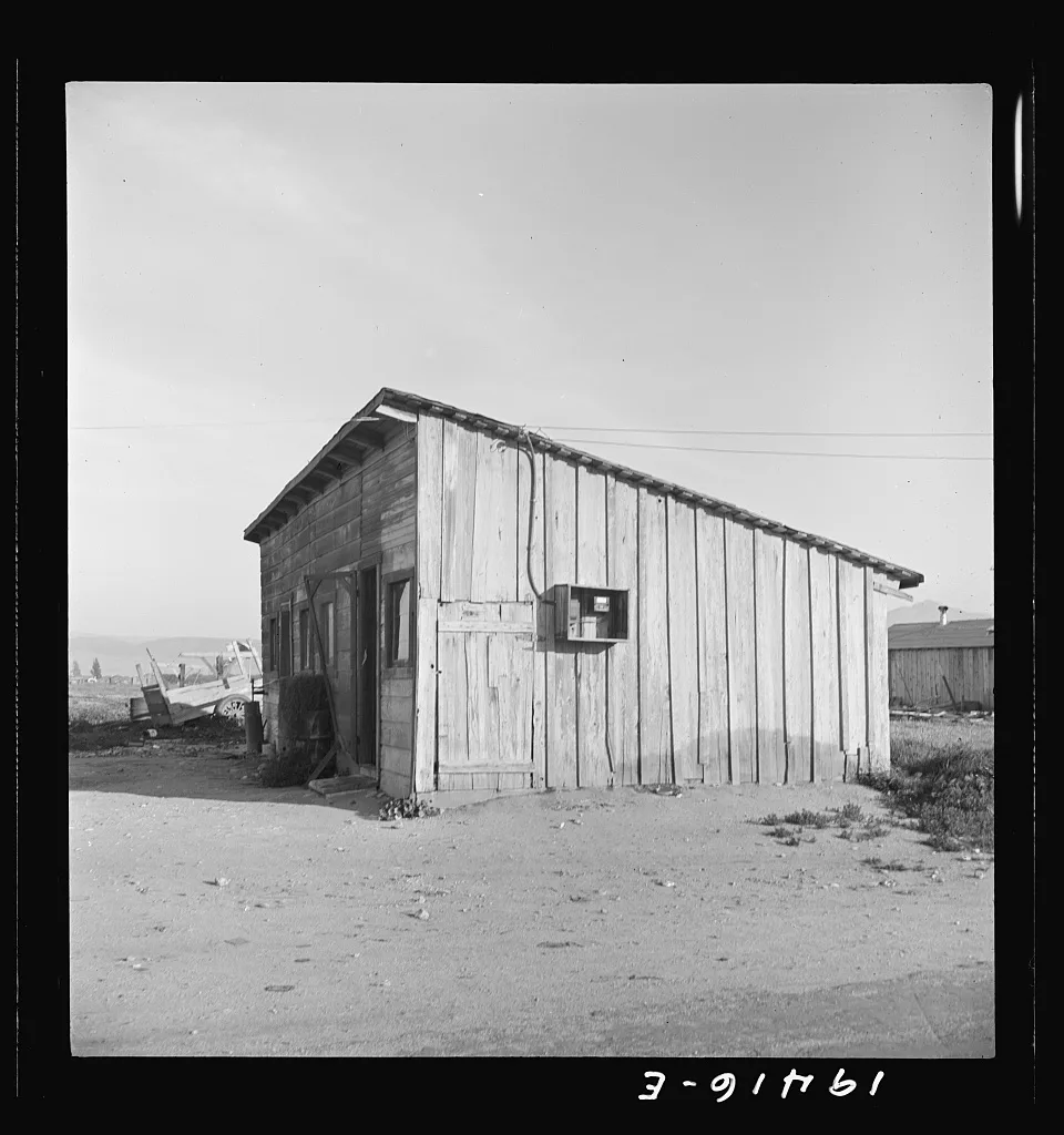 Cabin which rents for ten dollars a month in Arkansawyer's auto camp.…, California, 1939