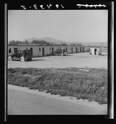 Arkansawyers auto camp, filled almost completely with Arkansas…, California, 1939