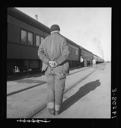 [Untitled photo, possibly related to: The "Challenger." Grand Island,…, Nebraska, 1939