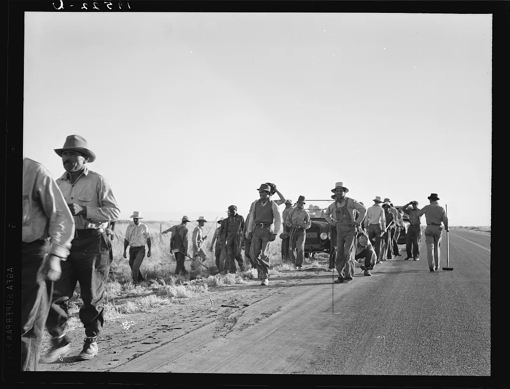 Near Los Banos, California. Migratory agricultural workers. Cotton…, 1939