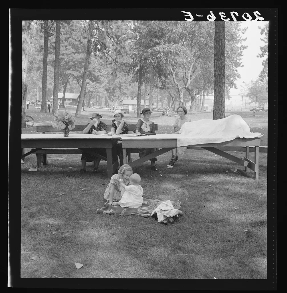 Oregon, Josephine County, Grants Pass. "California Day." A picnic in…, 1939
