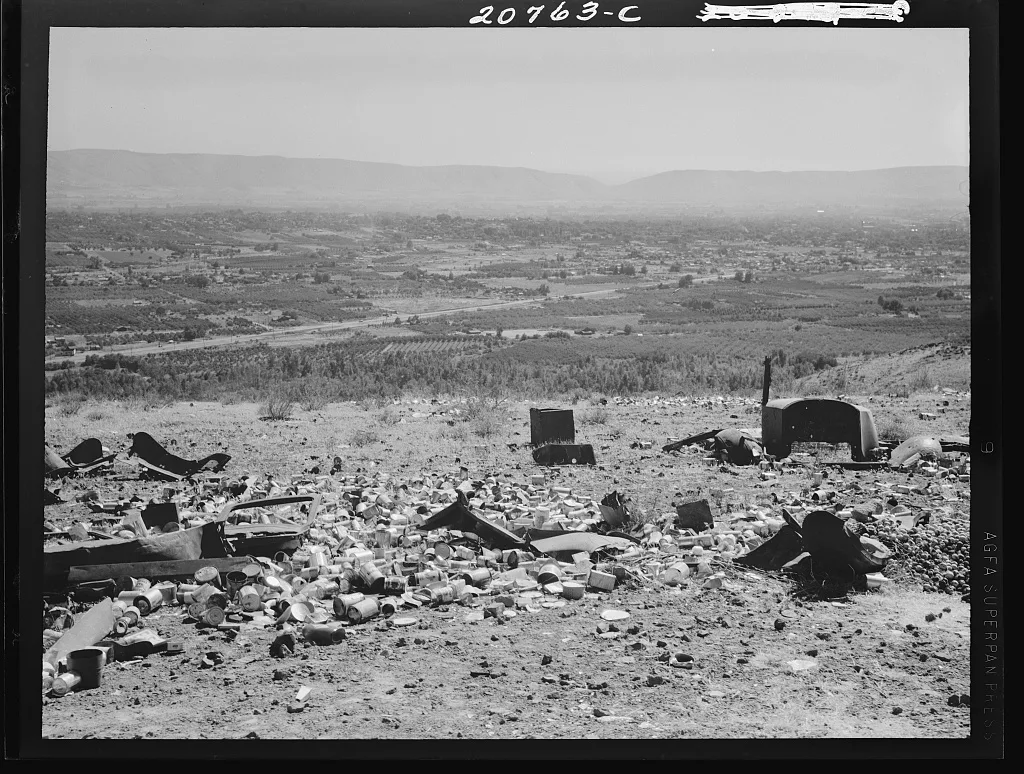 [Untitled photo, possibly related to: Washington, Yakima Valley. The…, 1939