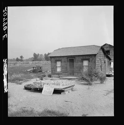 Washington, Yakima. Home of better type in shacktown, south of…, 1939